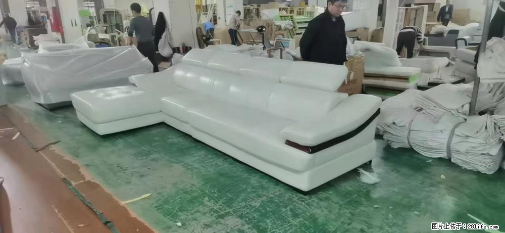 【大厂仿真皮沙发】实木框架，高回弹海绵45密度。全新包装，质量非常好，3.6米右贵妃 - 家居生活 - 神农架生活社区 - 神农架28生活网 snj.28life.com